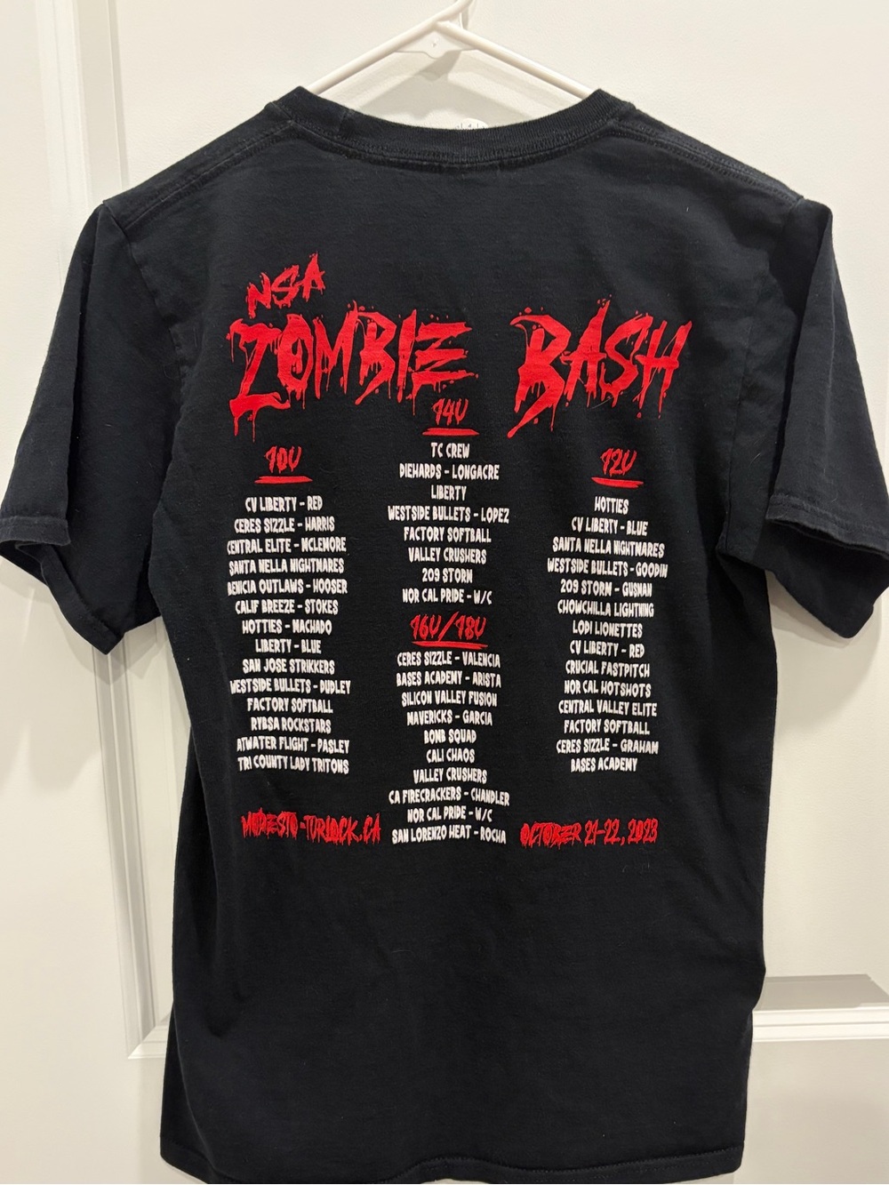 Zombie Bash Graphic Tee - Picture 3 of 4